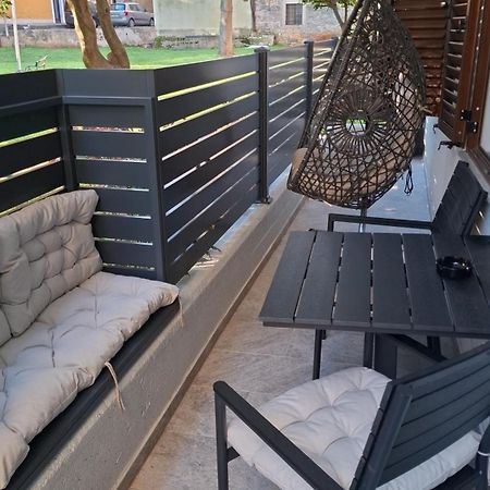 Novigrad Istria Apartments Pepe מראה חיצוני תמונה
