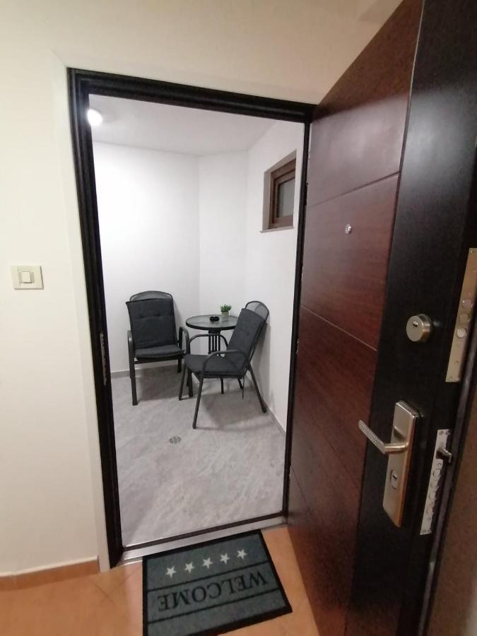 Novigrad Istria Apartments Pepe מראה חיצוני תמונה