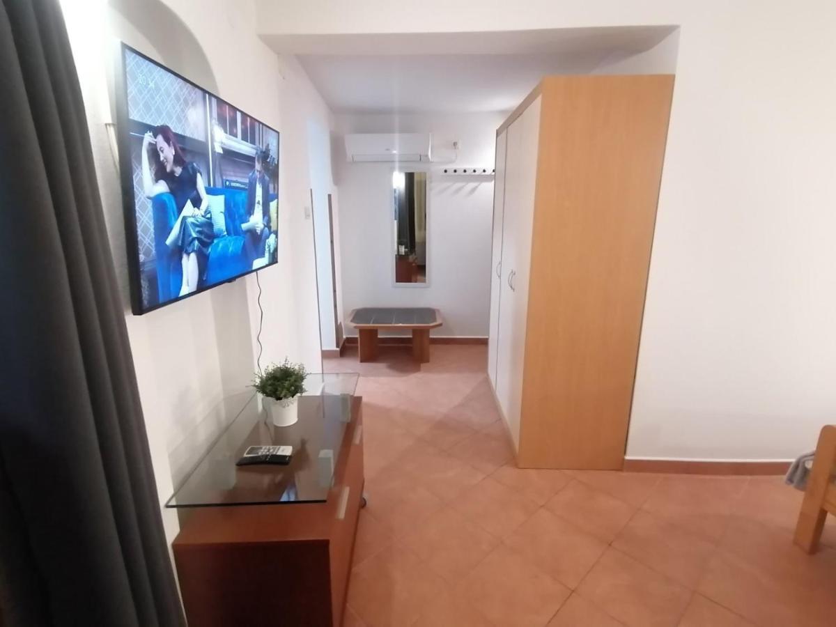 Novigrad Istria Apartments Pepe מראה חיצוני תמונה