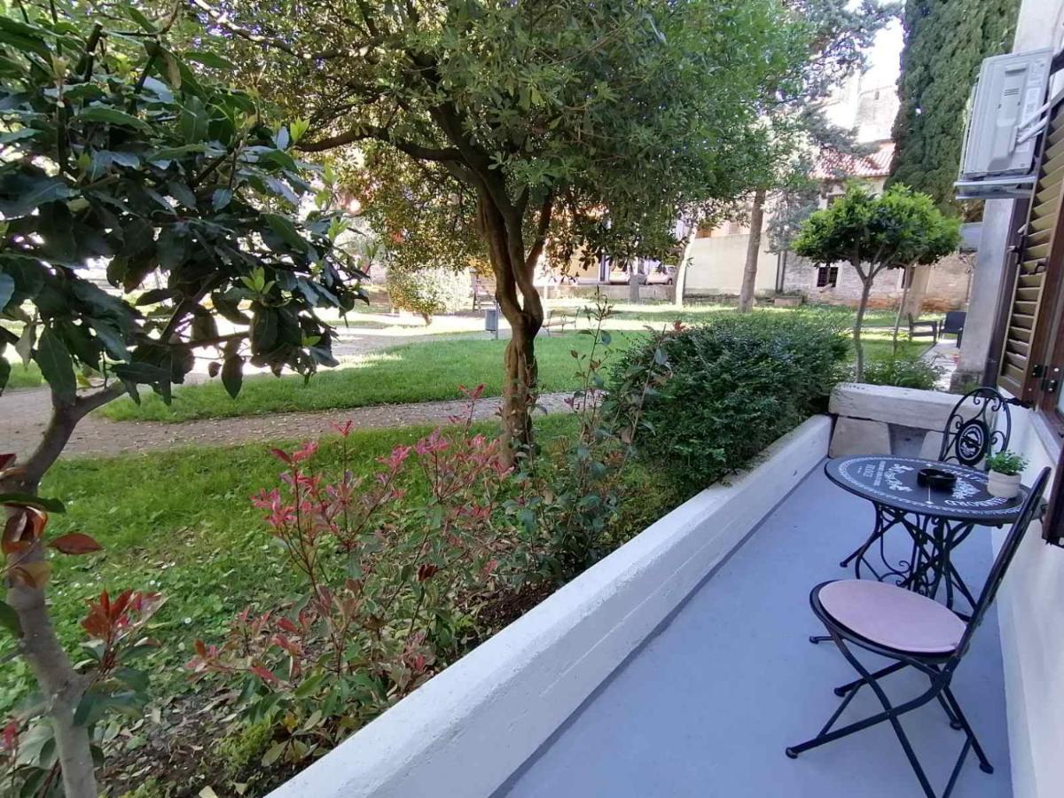 Novigrad Istria Apartments Pepe מראה חיצוני תמונה