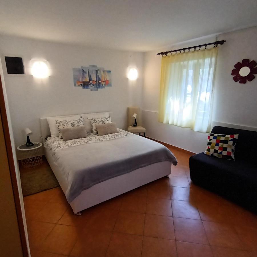 Novigrad Istria Apartments Pepe מראה חיצוני תמונה