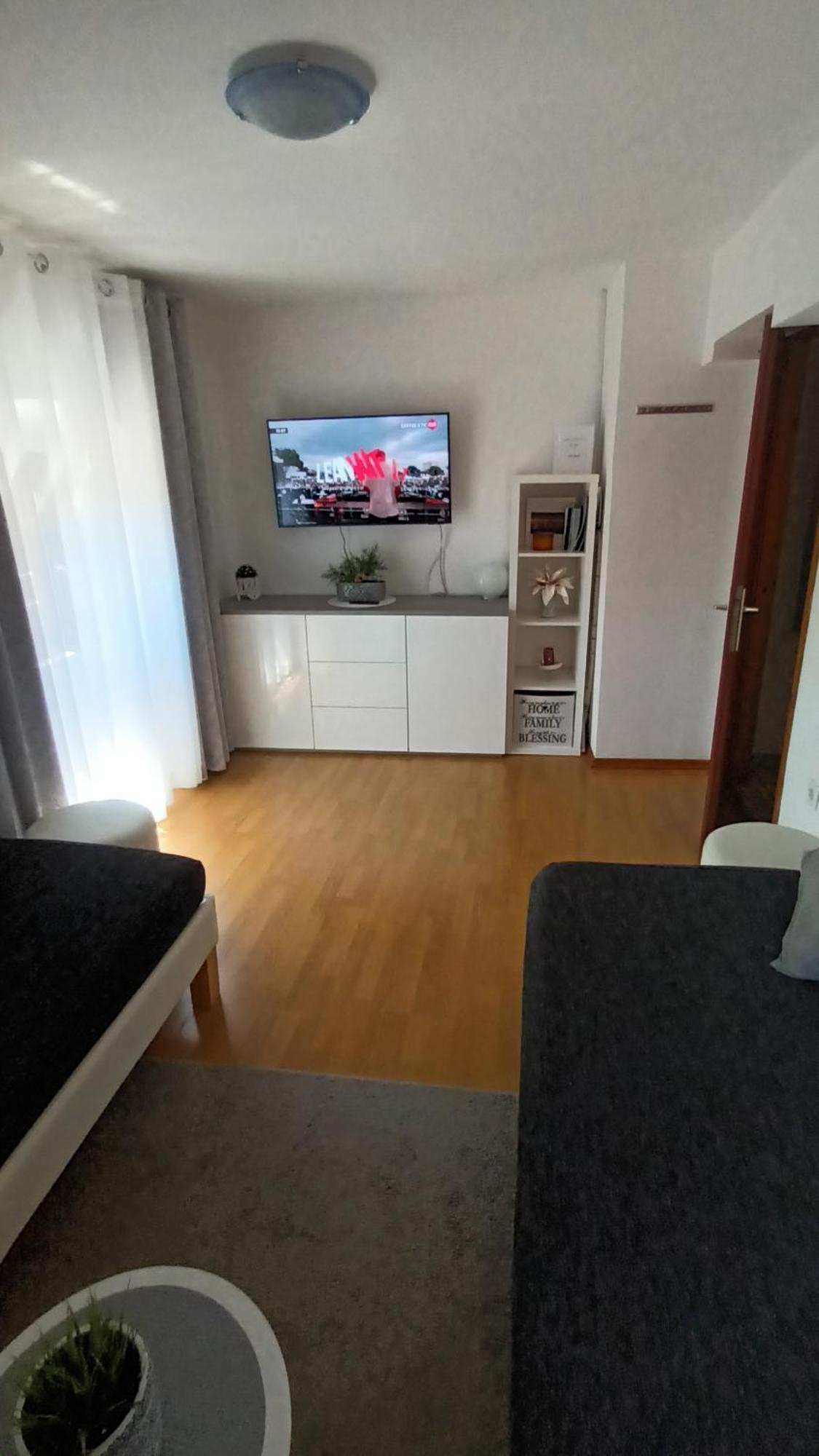 Novigrad Istria Apartments Pepe מראה חיצוני תמונה