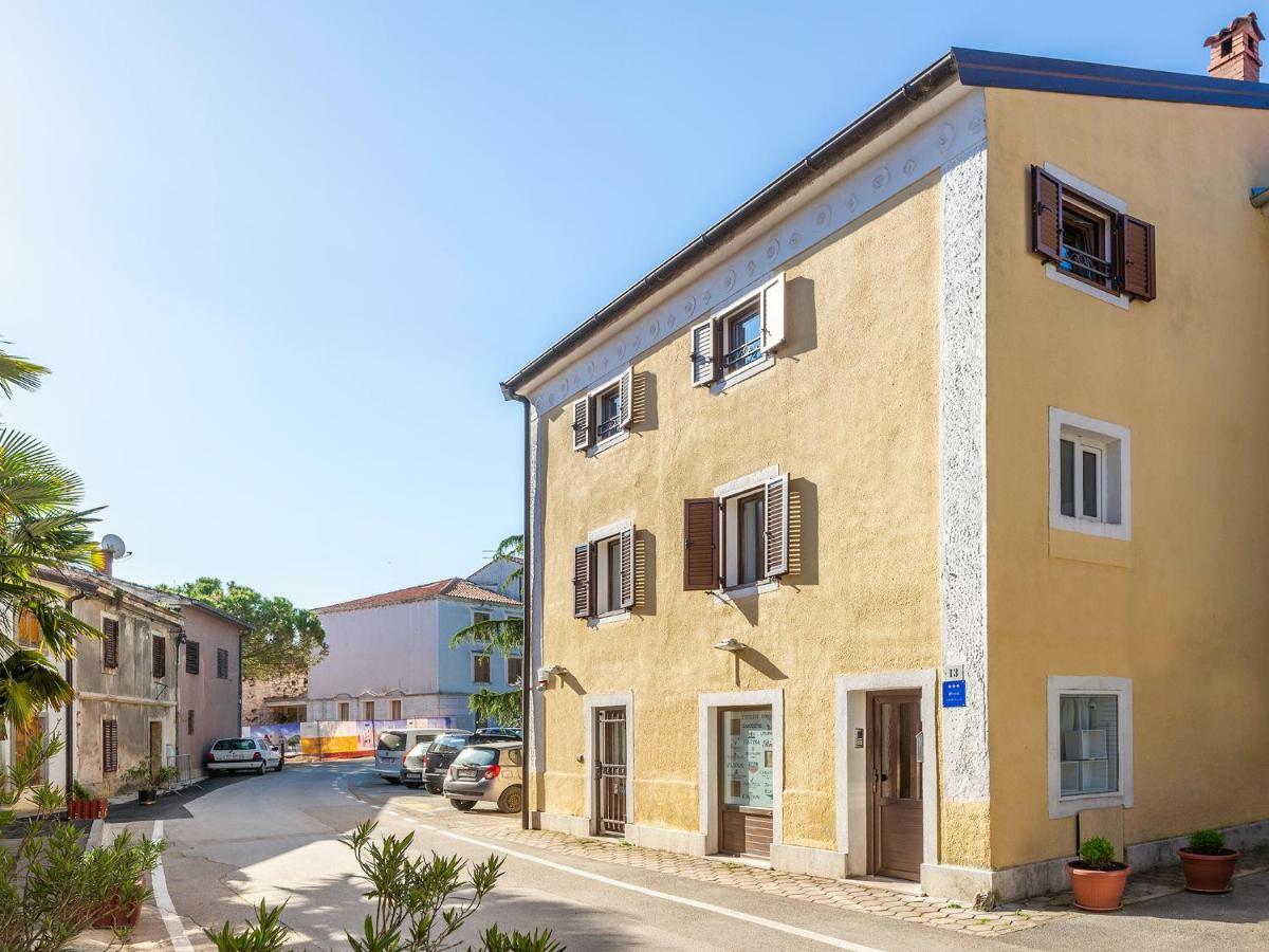 Novigrad Istria Apartments Pepe מראה חיצוני תמונה